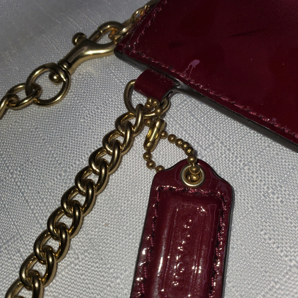 Coach Maroon Patent Leather Wristlet with Gold Chain - Picture 2 of 7